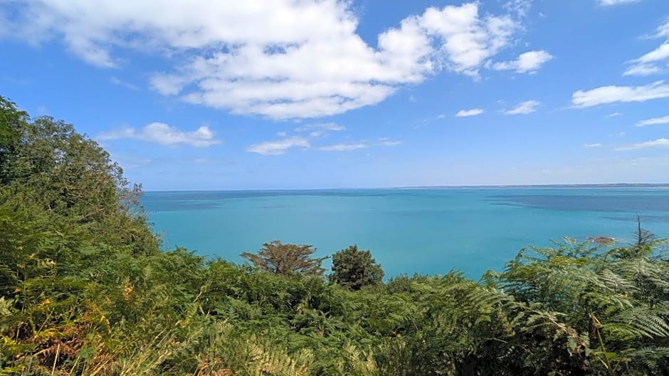 LA GUESTHOUSE - À deux pas du Sentier des Douaniers