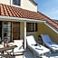 Albouro seafront apartments