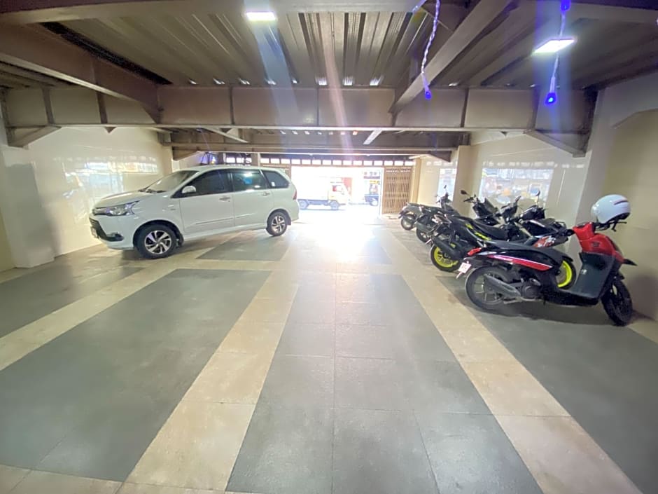 Penginapan Star Ambon Mitra RedDoorz