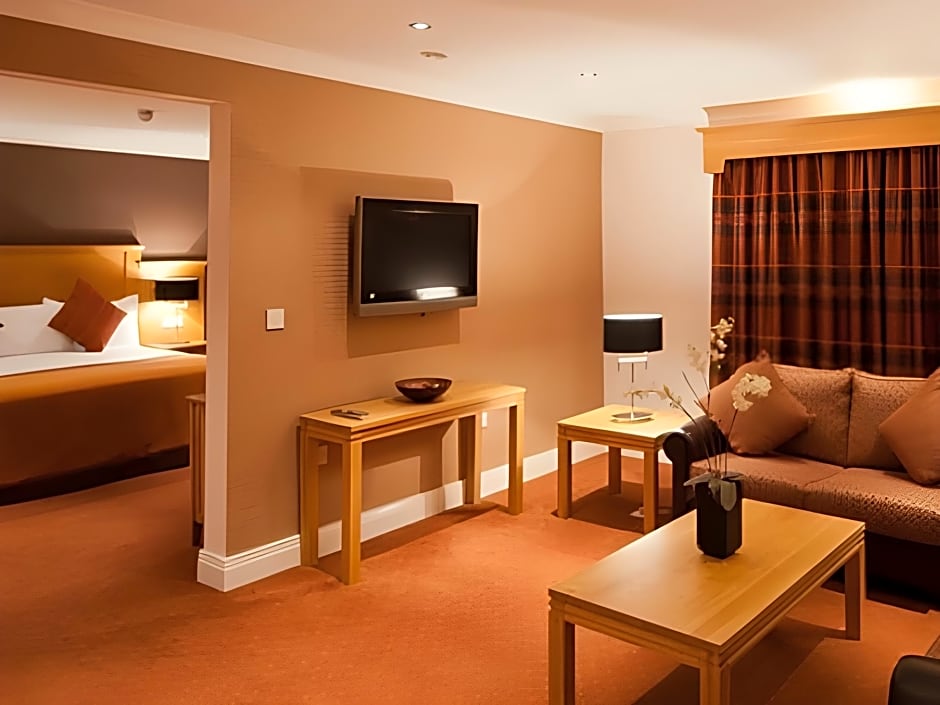 Photo 1 of 3 of Suite