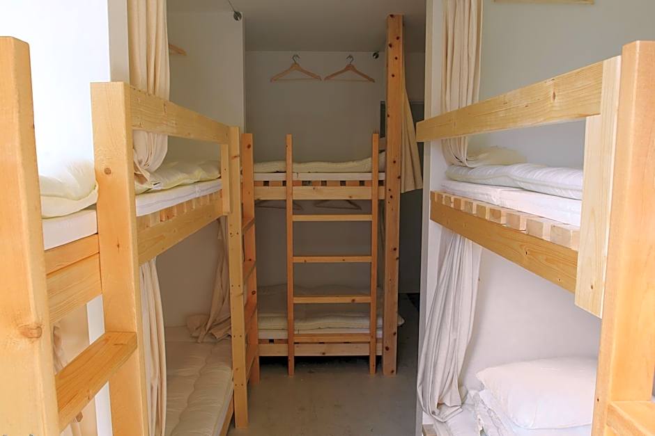 plumhostel