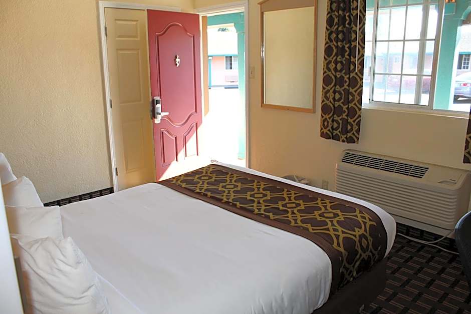 Riverside Inn & Suites Santa Cruz