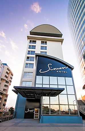 Simon Hotel
