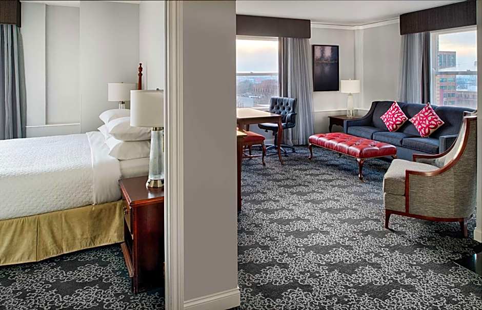 Embassy Suites by Hilton Portland-Downtown