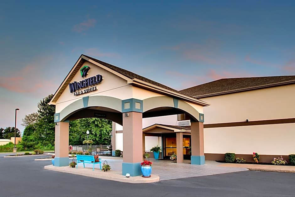 Greenfield Inn & Suites Owensboro, KY Airport