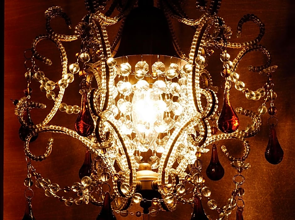 The Riverside Hotel & Motel