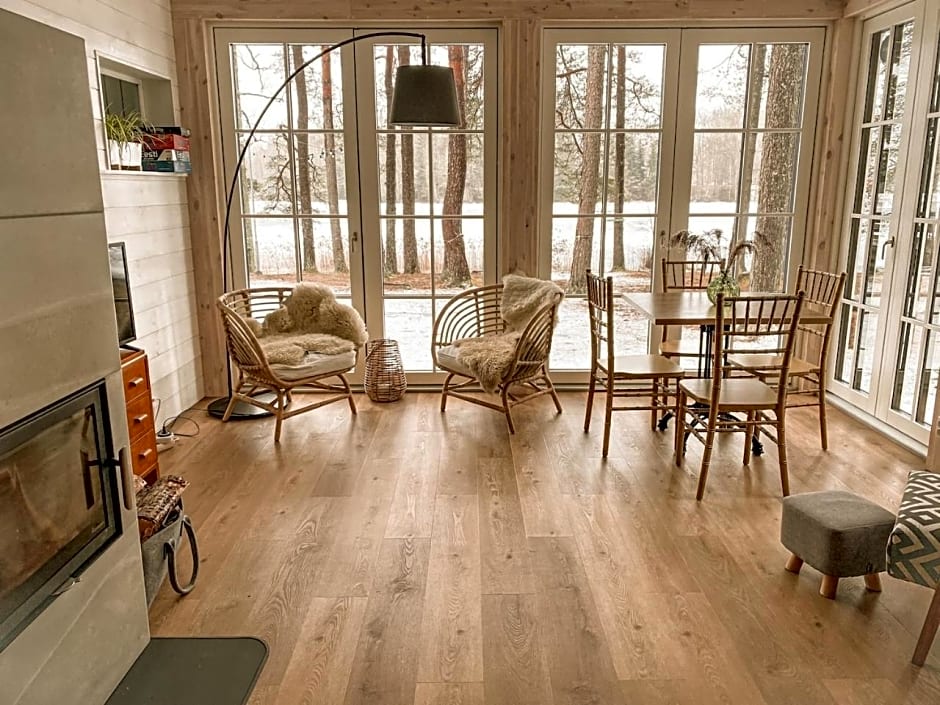 Tuba järveäärses puhkemajas - Saarjärve Puhkemaja