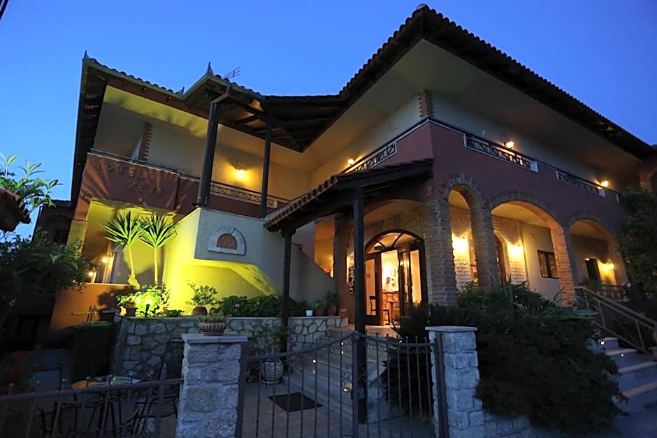 Hotel Zeus