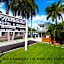 Harborside Motel & Marina