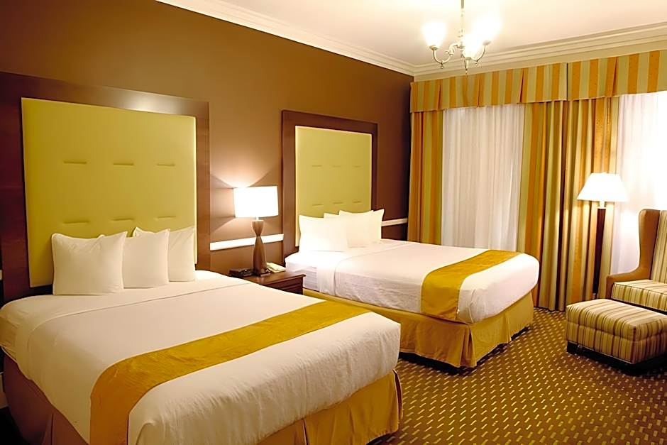 San Pedro Hotel and Suites