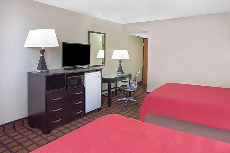 Super 8 by Wyndham Chicago IL