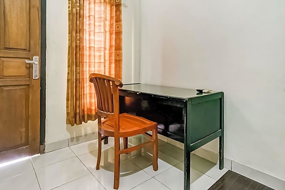 OYO Life 91160 Wisma Srijaya Syariah