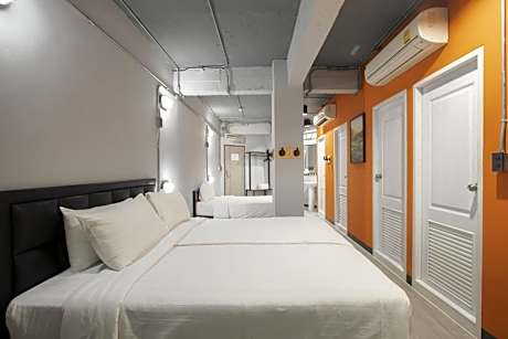 Deluxe Triple Room without Window