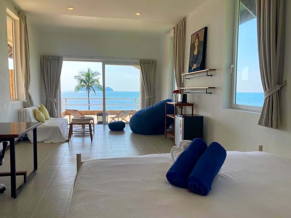 Baan Jai Dee Beach Front Hotel