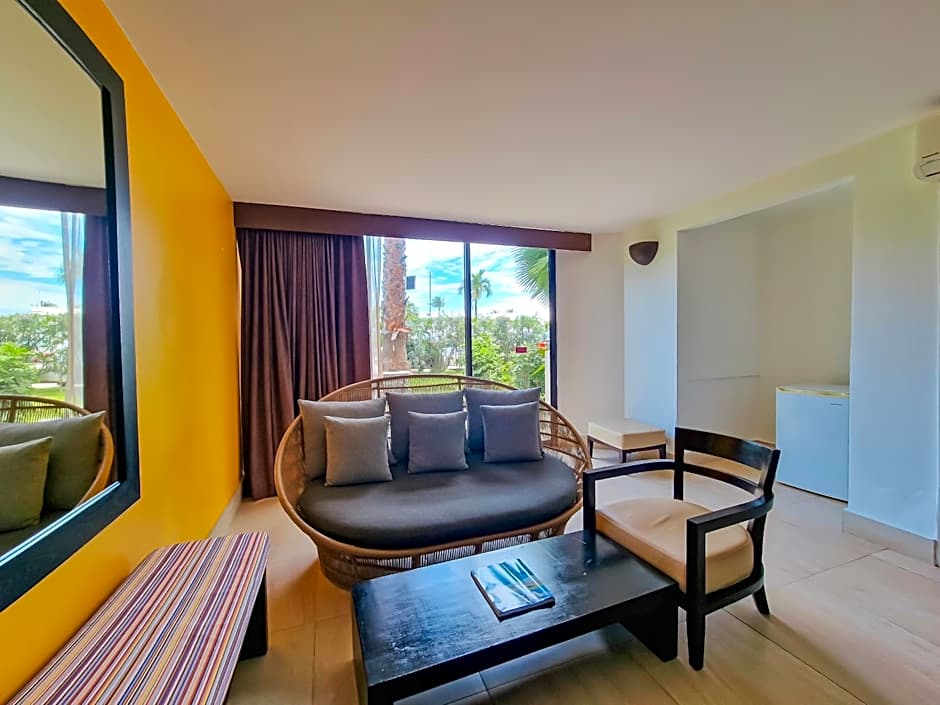 Hommage Hotel & Residences