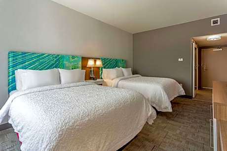 Queen Room with Two Queen Beds - Hearing Access/Non-Smoking