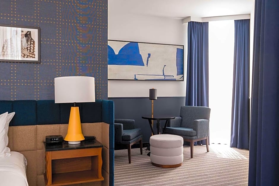 Cambria Hotel Boston Somerville