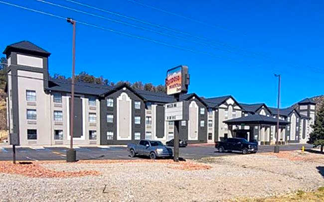 Ruidoso Mountain Inn