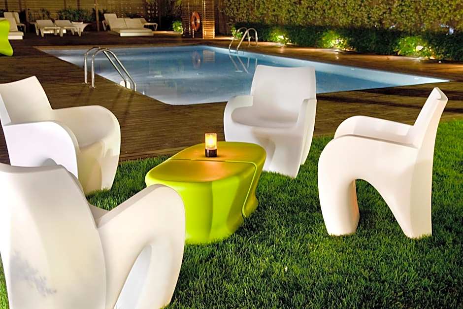 Magnolia Hotel - Adults Only