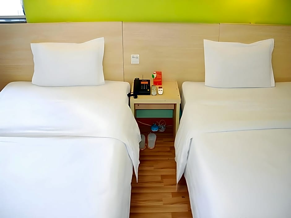 7 Days Inn Changsha Xingsha Zhongmaocheng Windows of the World