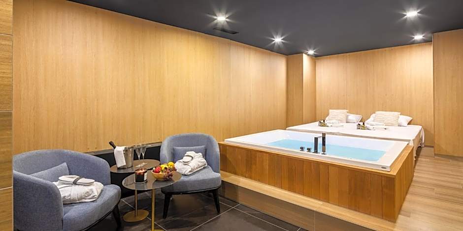 Aminess Laurel Khalani Hotel
