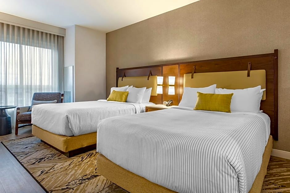 Hotel Centro Sonoma Wine Country, Tapestry Collection Hilton