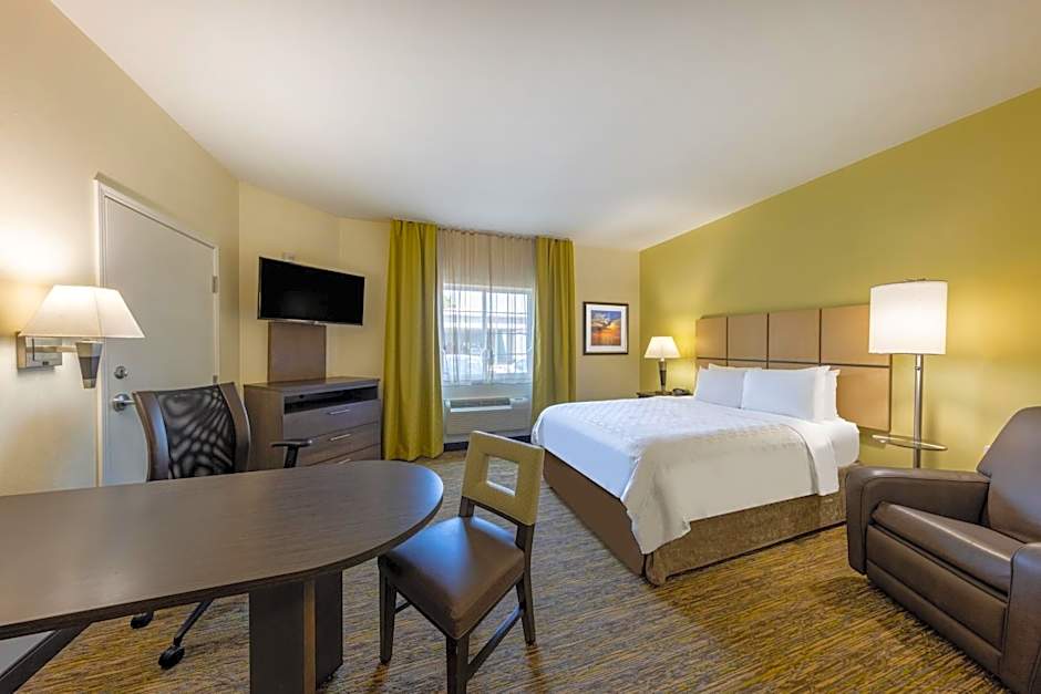 Candlewood Suites Springfield - Medical District