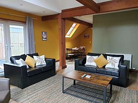 Apartment with Loch View