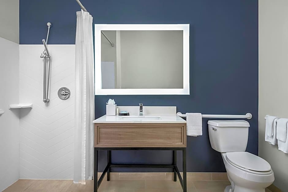 Fairfield Inn & Suites by Marriott Dallas Mansfield