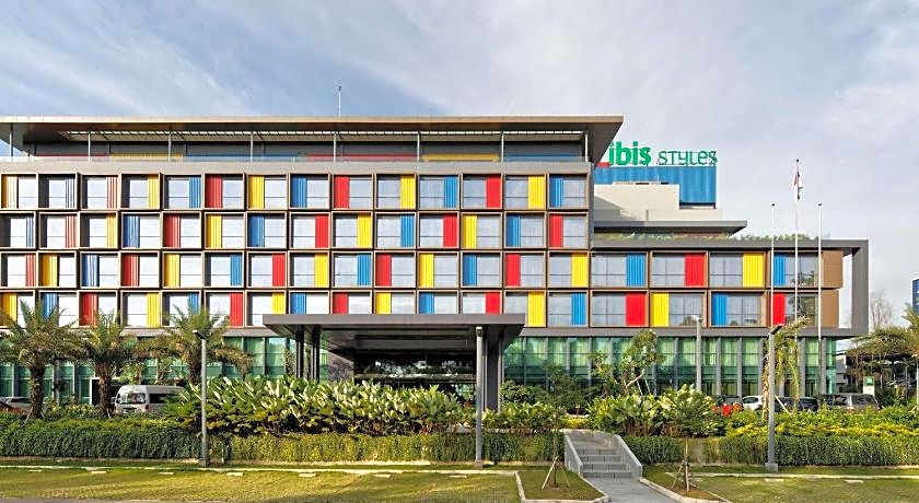 ibis Styles Batam Nagoya