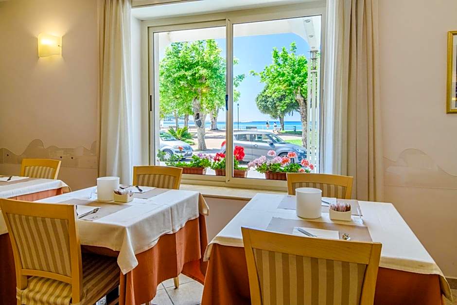 Hotel Tirreno