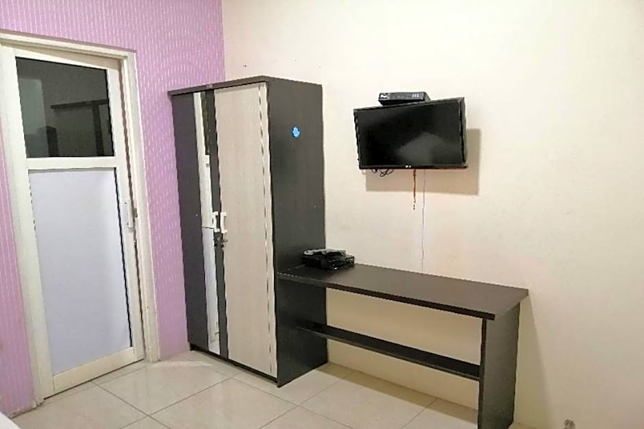 Wisma Lusya near GOR Satria RedPartner