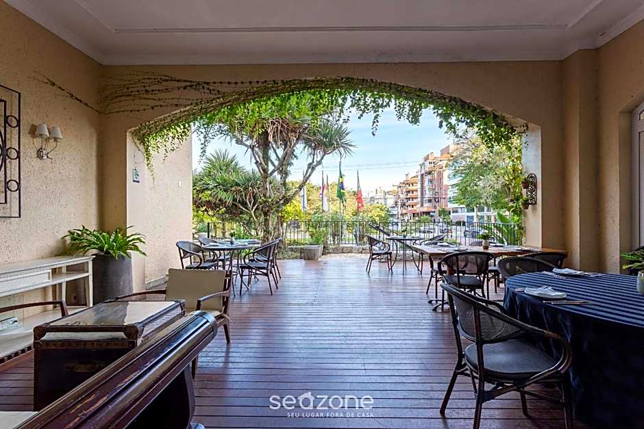 Beachfront Studios at IL Campanario Resort ILCTOP