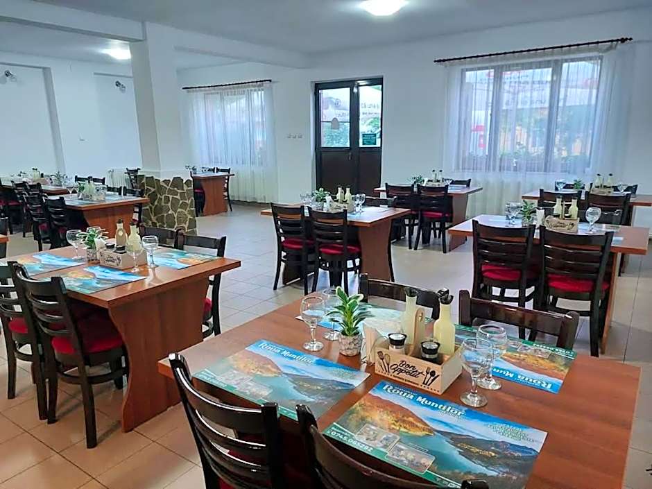 Hotel Roua Muntilor