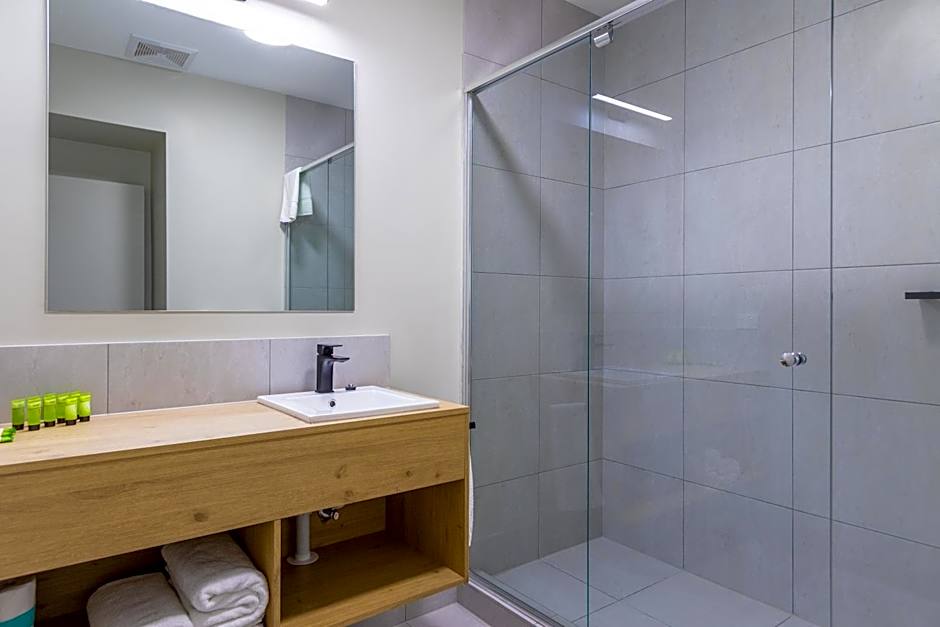 Nightcap at Springwood Hotel