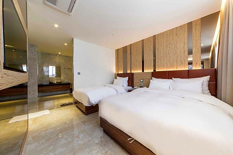 Galmea First Hotel