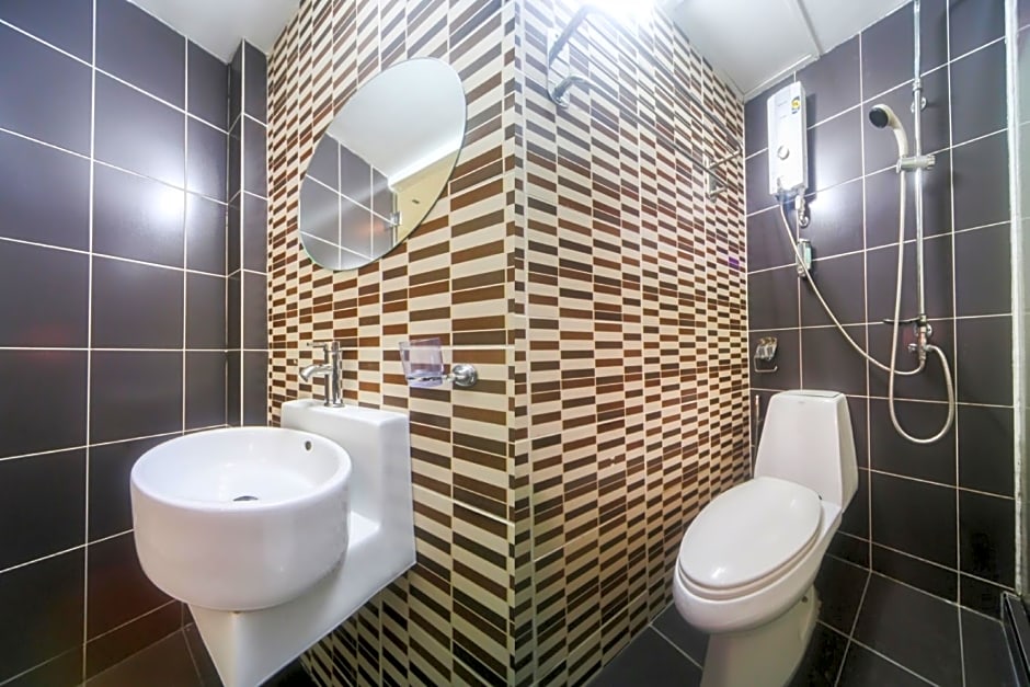 OYO 777 Epal Hotel