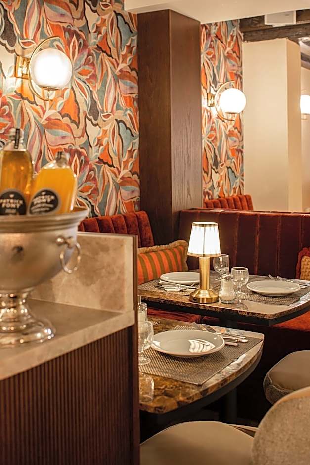 Hotel Des Deux Continents