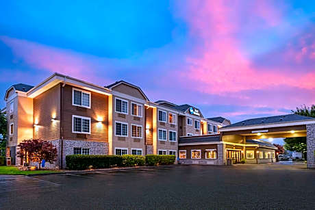 Best Western Columbia River Waterfront Hotel Astoria