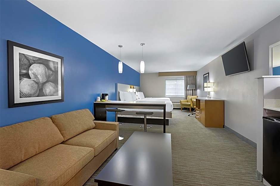 Best Western Cooperstown Inn & Suites