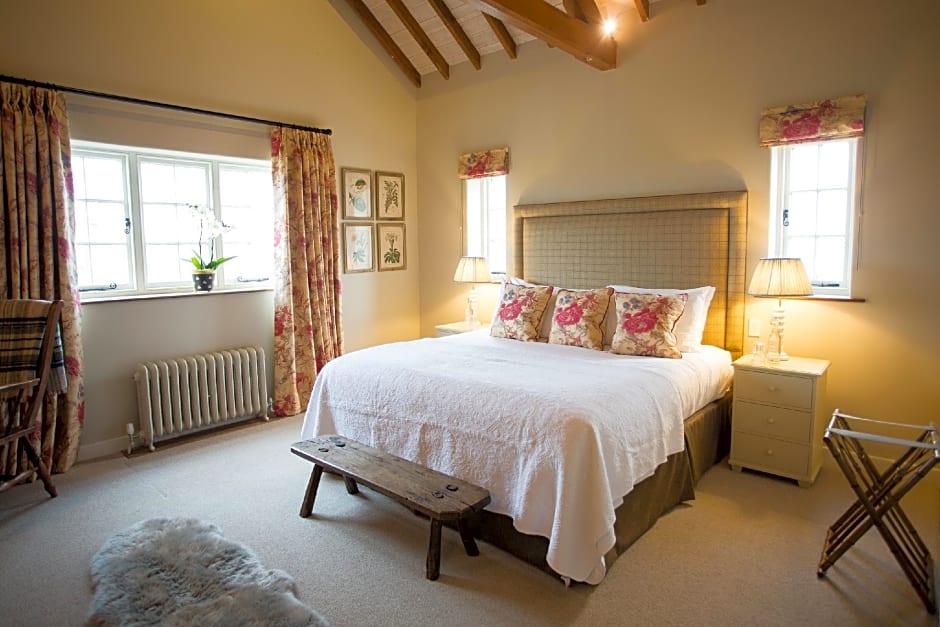 Zdjęcie 1 z 3 — Luxury 1 King Bed