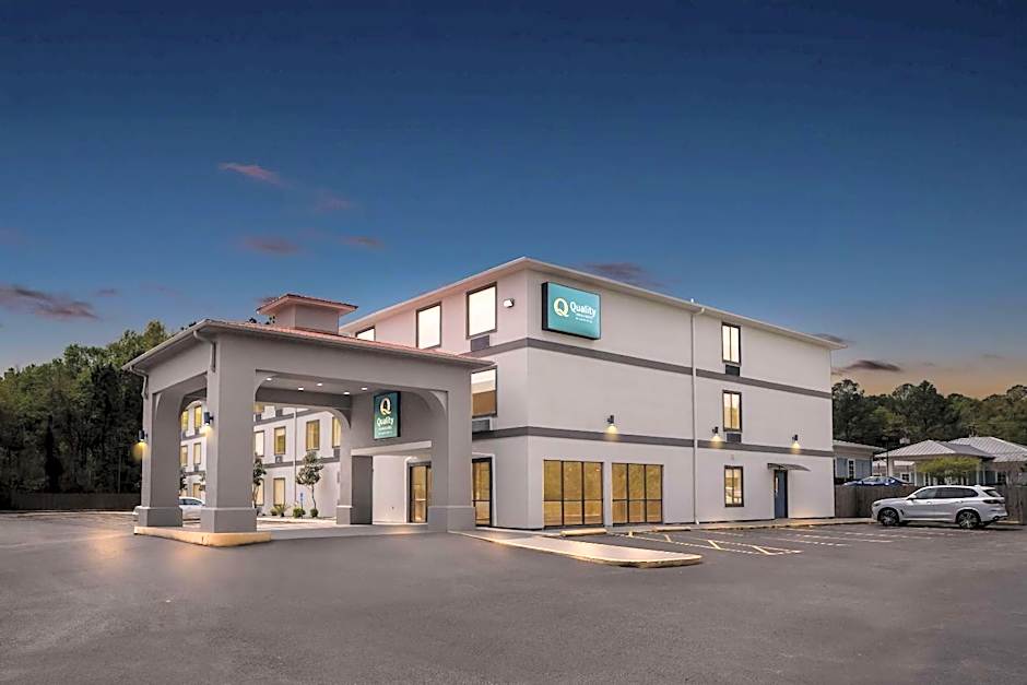 Quality Inn & Suites Biloxi - Ocean Springs