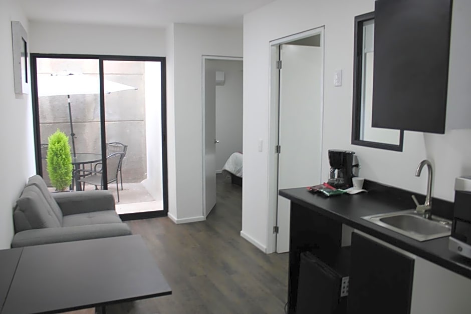 Suites Arboleda 215