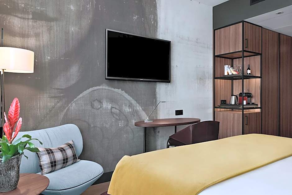 NH Collection Amsterdam Flower Market