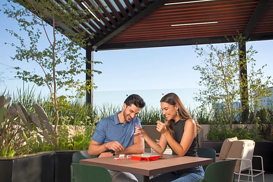 Staybridge Suites Guadalajara Novena By IHG