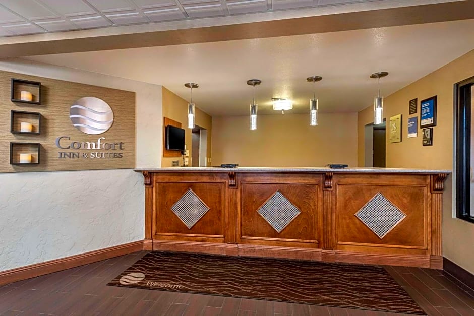 Comfort Inn & Suites Springfield I-44