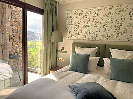 King Room with Garden View