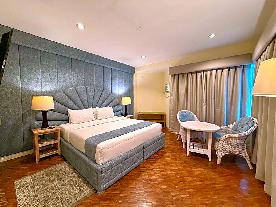Coco Grande Hotel