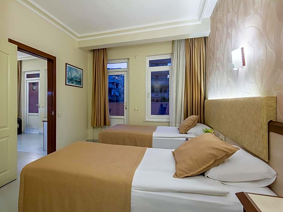 May Flower Apart Hotel