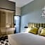 Otivm Hotel
